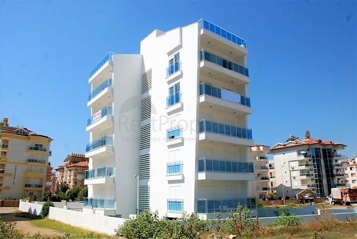 ضمن منطقة اوبا المركزية -شقة غرفة وصالة -مفروشة -في الانيا 