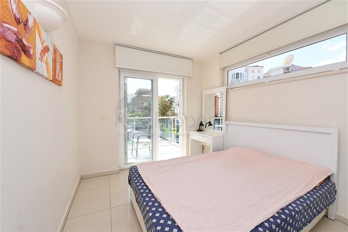 ضمن منطقة اوبا المركزية -شقة غرفة وصالة -مفروشة -في الانيا 