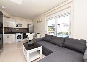 ضمن منطقة اوبا المركزية -شقة غرفة وصالة -مفروشة -في الانيا 