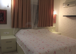 فيلا مستقلة - مسبح خاص -3 غرف وصالة مفروشة -في كارجي جاك / الانيا 