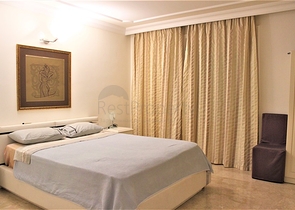 فيلا مستقلة - مسبح خاص -3 غرف وصالة مفروشة -في كارجي جاك / الانيا 