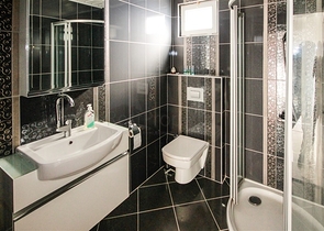 اطلالة بحر ساحرة -دوبلكس فاخرة -3 غرف وصالة -في مهموتلار / الانيا 