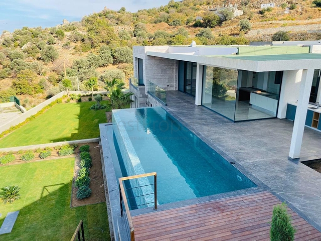 اطلالة بحر مميزة -فيلا فاخرة تصميم 1+5 - في بودروم 