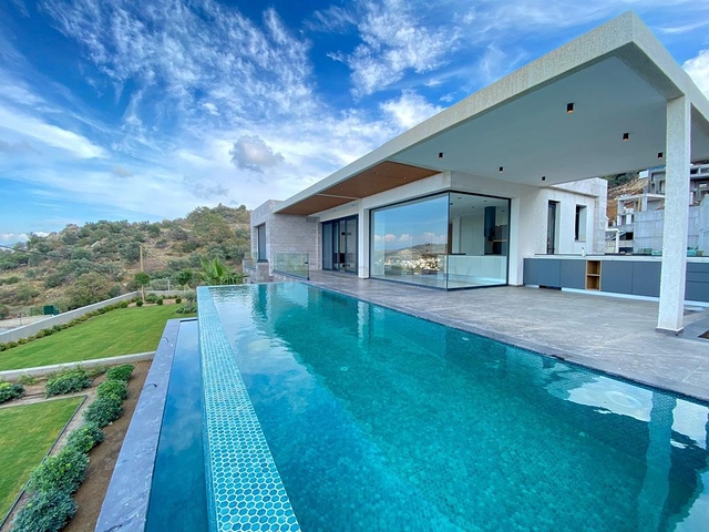 اطلالة بحر مميزة -فيلا فاخرة تصميم 1+5 - في بودروم 