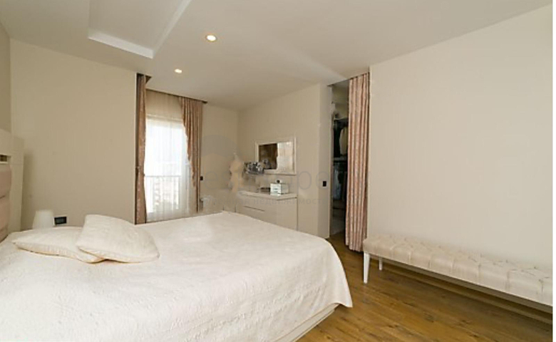 شقة 3 + 1 في اونجالي كونيالتي انطاليا