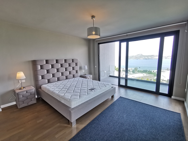 اطلالة بحرية -فيلا مميزة -تصميم 2+3 - في بودروم 