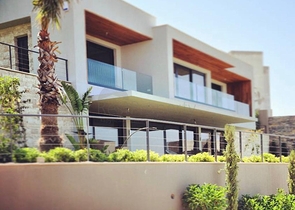 اطلالة بحرية -فيلا مميزة -تصميم 2+3 - في بودروم 