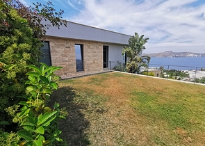 اطلالة بحرية -فيلا مميزة -تصميم 2+3 - في بودروم 