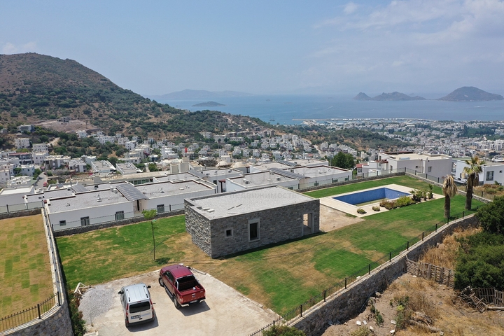 شقق وفلل بأسعار مناسبة -في بودروم 