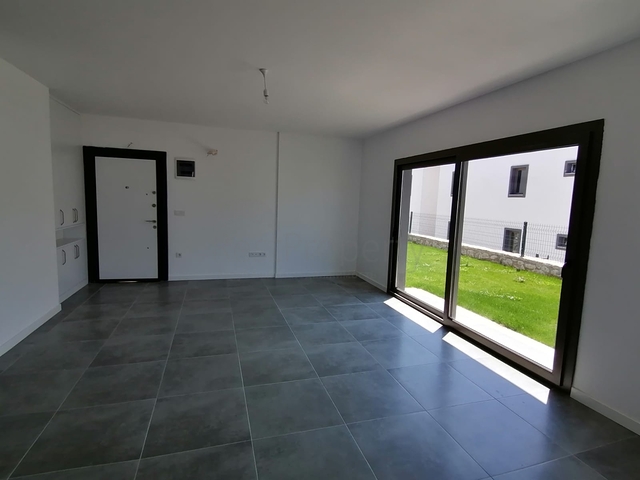 شقق وفلل بأسعار مناسبة -في بودروم 