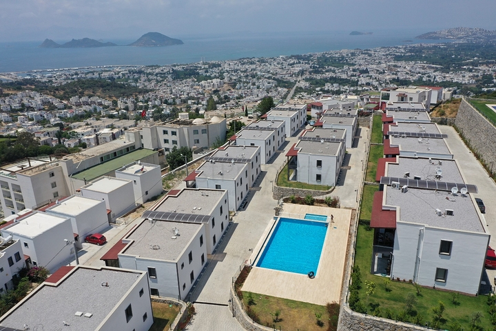 شقق وفلل بأسعار مناسبة -في بودروم 