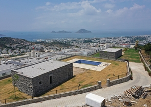 شقق وفلل بأسعار مناسبة -في بودروم 