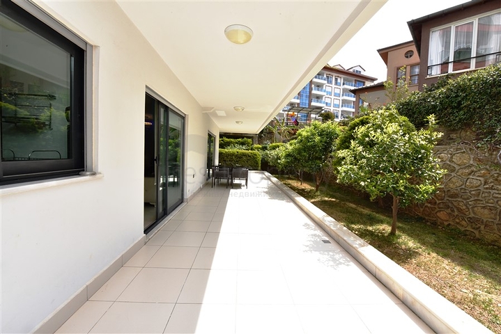 مجمع فاخر على البحر مباشرة - شقة دوبلكس ارضية 3 غرف -في كارجي جاك / الانيا 