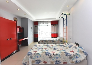 مجمع فاخر على البحر مباشرة - شقة دوبلكس ارضية 3 غرف -في كارجي جاك / الانيا 