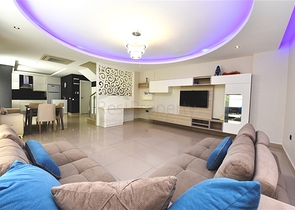 مجمع فاخر على البحر مباشرة - شقة دوبلكس ارضية 3 غرف -في كارجي جاك / الانيا 