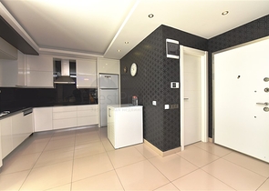 مجمع فاخر على البحر مباشرة - شقة دوبلكس ارضية 3 غرف -في كارجي جاك / الانيا 