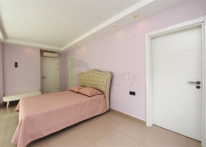 مجمع فاخر على البحر مباشرة - شقة دوبلكس ارضية 3 غرف -في كارجي جاك / الانيا 