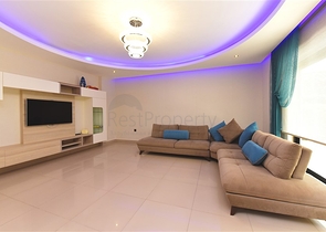 مجمع فاخر على البحر مباشرة - شقة دوبلكس ارضية 3 غرف -في كارجي جاك / الانيا 