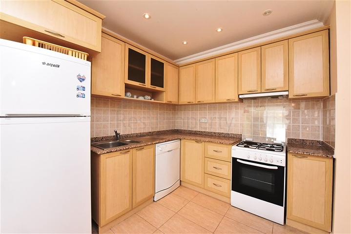 موقع مميز بجانب مول الانيوم -شقة 2غرفة وصالة -في اوبا / الانيا 