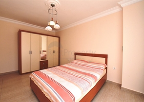 موقع مميز بجانب مول الانيوم -شقة 2غرفة وصالة -في اوبا / الانيا 