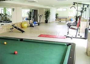 موقع مميز بجانب مول الانيوم -شقة 2غرفة وصالة -في اوبا / الانيا 