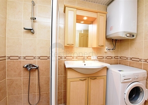 موقع مميز بجانب مول الانيوم -شقة 2غرفة وصالة -في اوبا / الانيا 