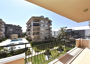 موقع مميز بجانب مول الانيوم -شقة 2غرفة وصالة -في اوبا / الانيا 