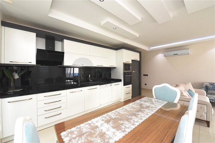 اطلالة بحر - مجمع 5 نجوم -شقة 2  غرفة وصالة -في توسمور / الانيا 