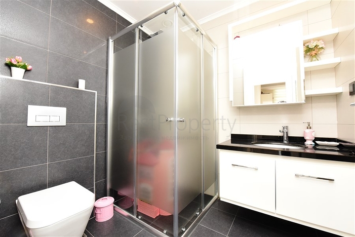 اطلالة بحر - مجمع 5 نجوم -شقة 2  غرفة وصالة -في توسمور / الانيا 