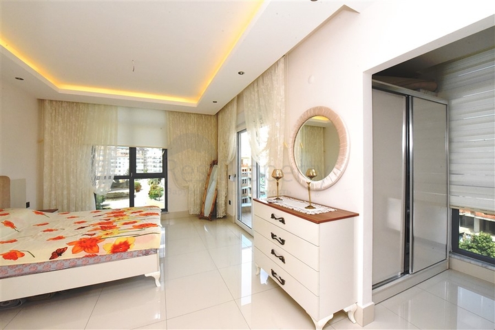 اطلالة بحر - مجمع 5 نجوم -شقة 2  غرفة وصالة -في توسمور / الانيا 