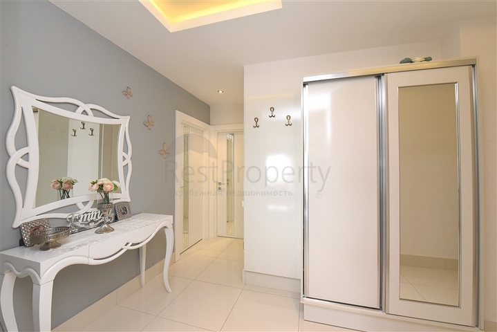 اطلالة بحر - مجمع 5 نجوم -شقة 2  غرفة وصالة -في توسمور / الانيا 