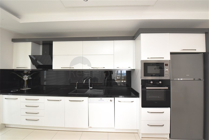 اطلالة بحر - مجمع 5 نجوم -شقة 2  غرفة وصالة -في توسمور / الانيا 