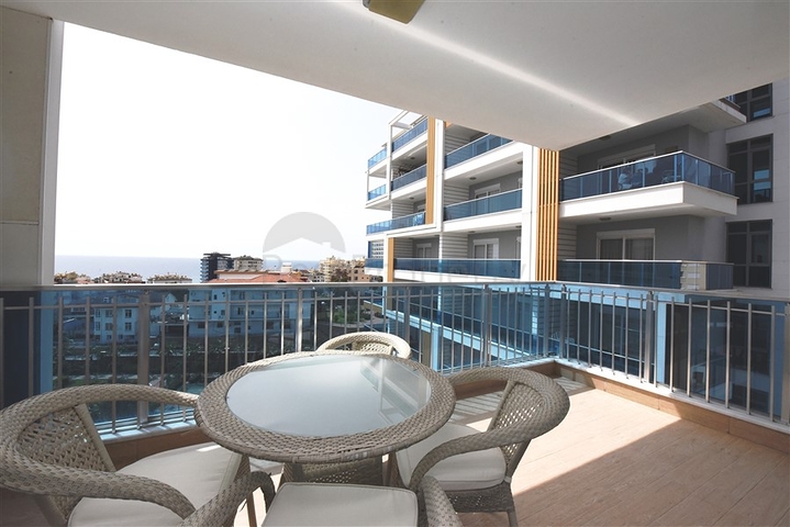 اطلالة بحر - مجمع 5 نجوم -شقة 2  غرفة وصالة -في توسمور / الانيا 