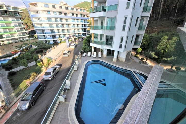 اطلالة بحر -شقة فاخرة -غرفتين وصالة - ضمن مجمع -في كارجي جاك / الانيا 