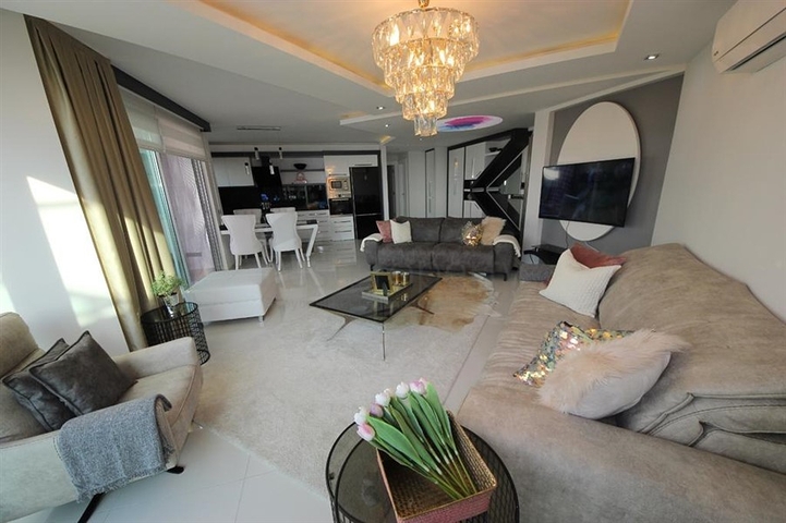 اطلالة بحر -شقة فاخرة -غرفتين وصالة - ضمن مجمع -في كارجي جاك / الانيا 