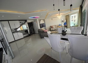 اطلالة بحر -شقة فاخرة -غرفتين وصالة - ضمن مجمع -في كارجي جاك / الانيا 