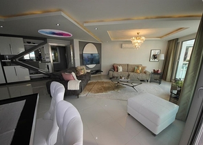 اطلالة بحر -شقة فاخرة -غرفتين وصالة - ضمن مجمع -في كارجي جاك / الانيا 