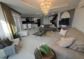 اطلالة بحر -شقة فاخرة -غرفتين وصالة - ضمن مجمع -في كارجي جاك / الانيا 