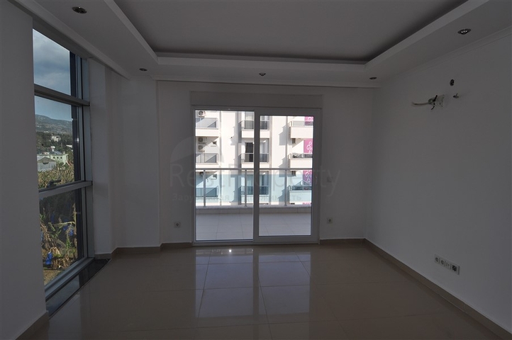 في منطقة كاستل الراقية - شقة 2 غرفة وصالة -ضمن مجمع انيق -  الانيا 