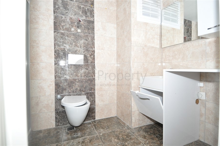 في منطقة كاستل الراقية - شقة 2 غرفة وصالة -ضمن مجمع انيق -  الانيا 