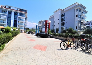 في منطقة كاستل الراقية - شقة 2 غرفة وصالة -ضمن مجمع انيق -  الانيا 