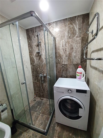 مجمع بخدمات 5 نجوم - شثة مفروشة 1+1 - في افسلار / الانيا 