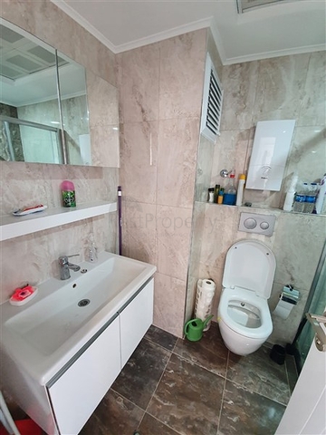 مجمع بخدمات 5 نجوم - شثة مفروشة 1+1 - في افسلار / الانيا 