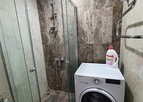 مجمع بخدمات 5 نجوم - شثة مفروشة 1+1 - في افسلار / الانيا 