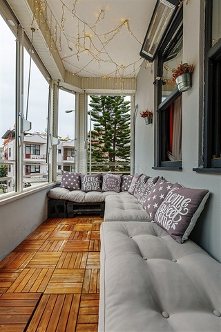 شقة انيقة - تصميم غرفة وصالة - في مركز الانيا 