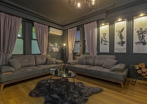 شقة انيقة - تصميم غرفة وصالة - في مركز الانيا 