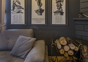 شقة انيقة - تصميم غرفة وصالة - في مركز الانيا 