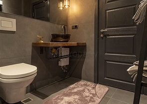 شقة انيقة - تصميم غرفة وصالة - في مركز الانيا 