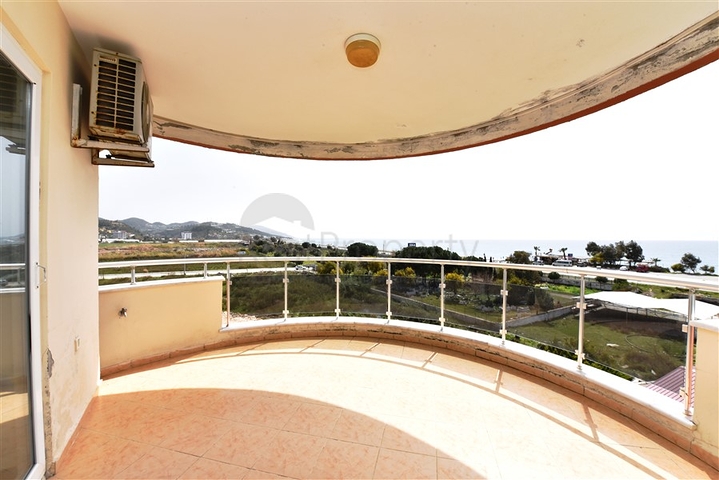 اطلالة بحرية -سعر مناسب -شقة 2 غرفة وصالة - في ديمرتاش / الانيا 