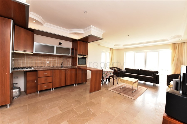 اطلالة بحرية -سعر مناسب -شقة 2 غرفة وصالة - في ديمرتاش / الانيا 